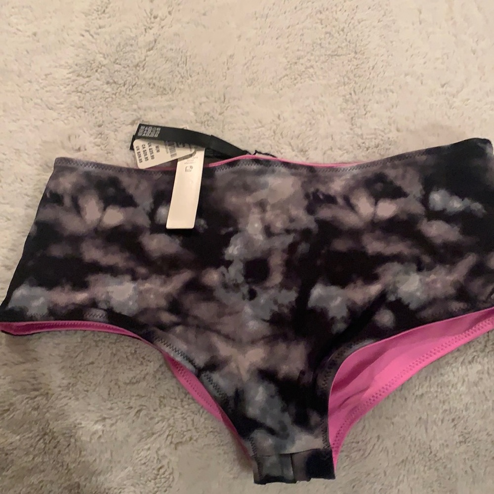 Victoria Secret gym to swim
